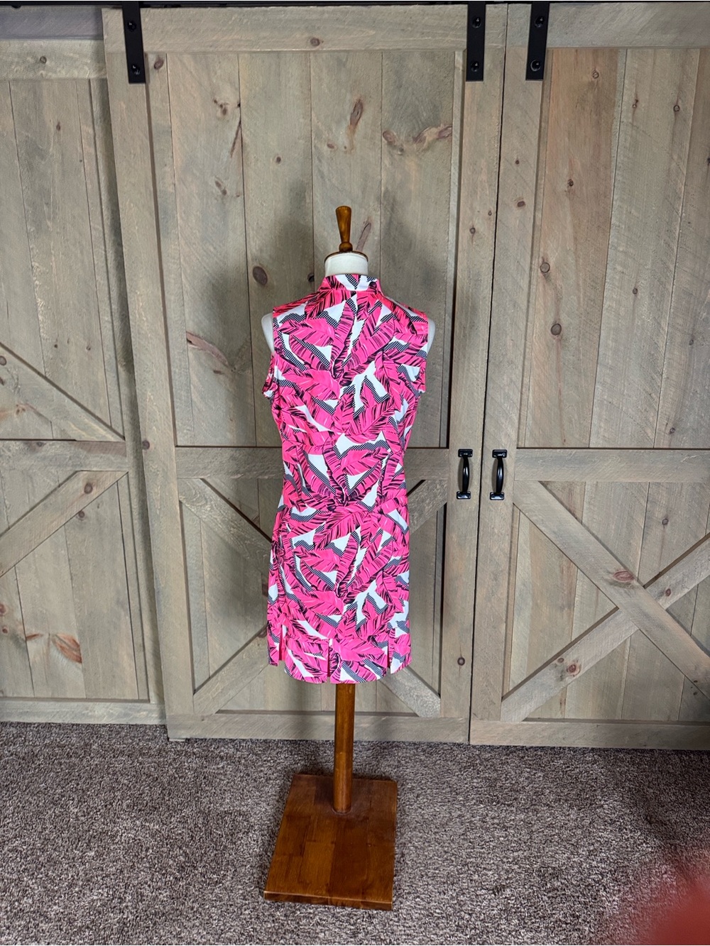 Tail Activewear sleeveless Larkin dress Sabel Sunset print Size Large - Picture 9 of 14